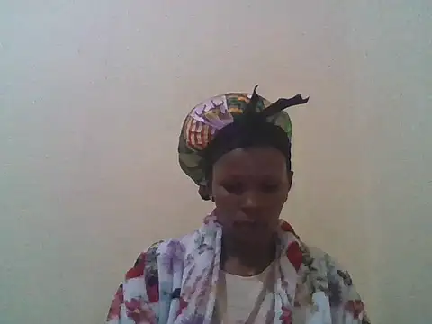 Snapshot of CharlotteDee chatting on November 2, 2025, 9:09 pm CharlotteDee online show from November 2, 2025, 9:09 pm