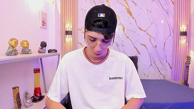 Nikolay Gregori online show from March 19, 2026, 4:34 am