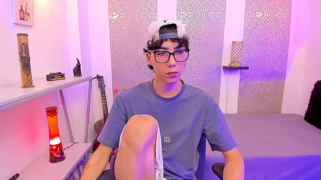 Nikolay Gregori online show from October 8, 2025, 4:25 am