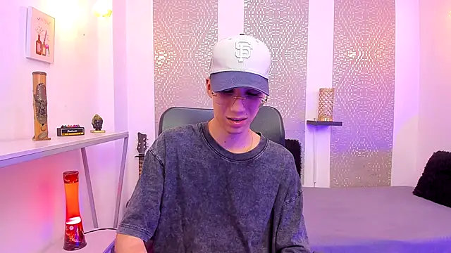 Nikolay Gregori online show from November 23, 2025, 4:22 am