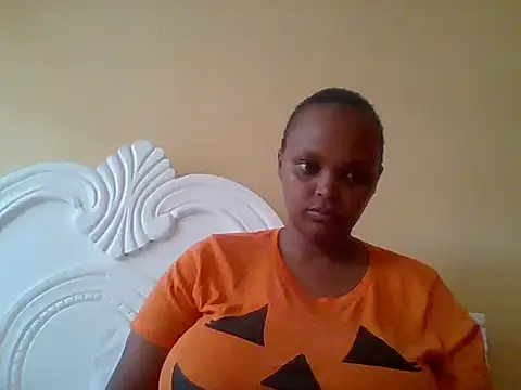 Sexxy-Shie online show from October 1, 2025, 7:13 am