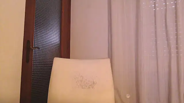 fragrance72 online show from December 1, 2025, 7:09 am