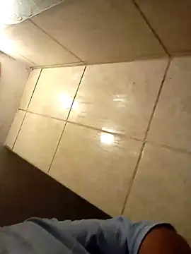 Miguel16i online show from November 9, 2025, 8:51 am