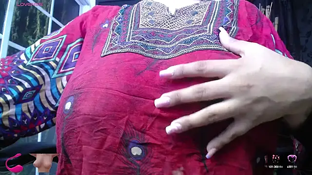 Snapshot of kalpanaaishaa chatting on September 15, 2025, 10:48 am kalpanaaishaa online show from September 15, 2025, 10:48 am