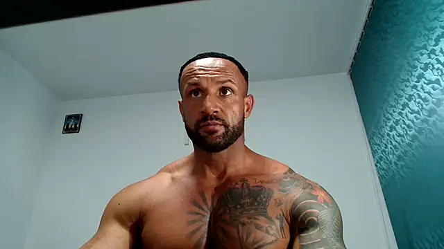 Magnificmuscles89 online show from November 16, 2025, 10:35 pm