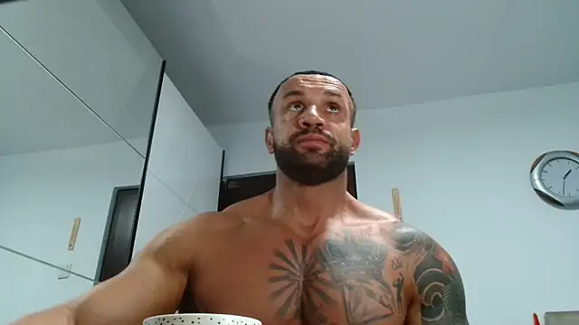 Snapshot of Magnificmuscles89 chatting on February 25, 2026, 11:32 am Magnificmuscles89 online show from February 25, 2026, 11:32 am