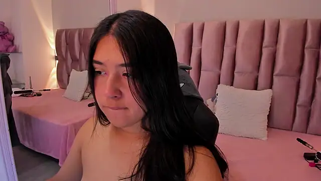 NikyBrookss online show from September 9, 2025, 1:31 pm