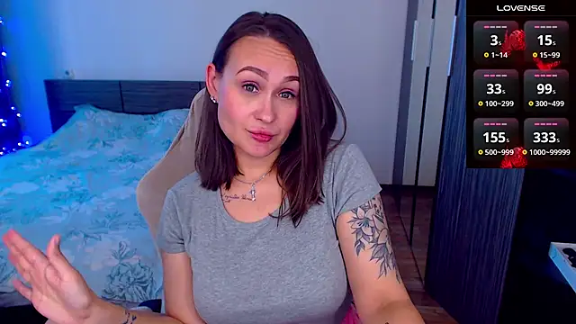 Cutie-Melanie online show from October 9, 2025, 11:22 am