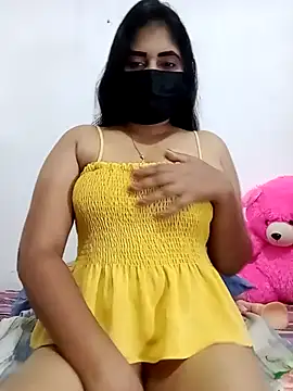 SLZAARA online show from November 9, 2025, 8:13 pm