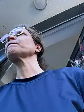 AnnikaRose online show from March 6, 2025, 11:36 am