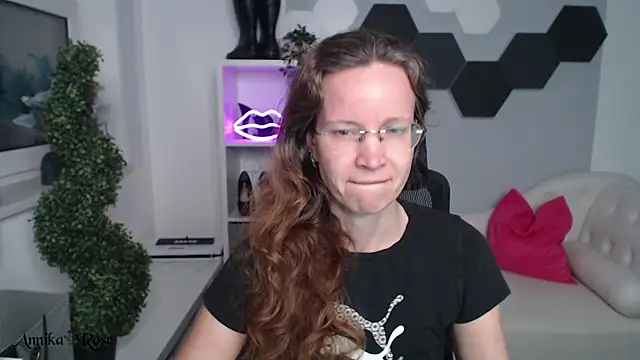 AnnikaRose online show from March 16, 2025, 12:00 pm