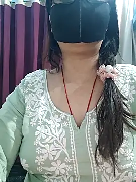 Aishwaryaa 69 online show from May 10, 2026, 2:26 am