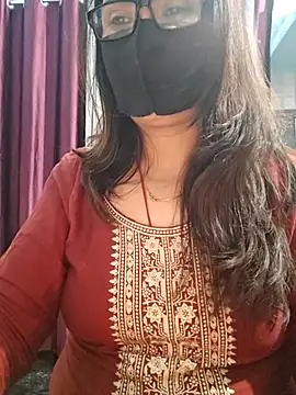 Aishwaryaa 69 online show from December 18, 2025, 1:04 pm