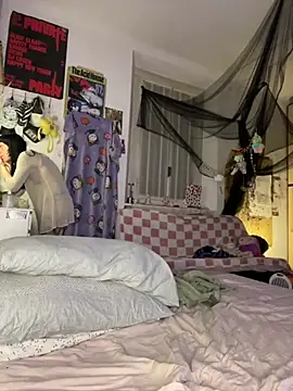 giuli zerozero online show from January 14, 2026, 8:23 pm