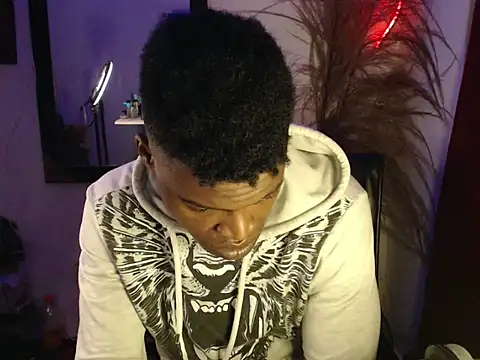 elnigga21 online show from April 22, 2026, 8:43 am