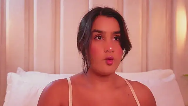 Snapshot of bonniekim_ chatting on October 20, 2025, 9:37 pm bonniekim online show from October 20, 2025, 9:37 pm