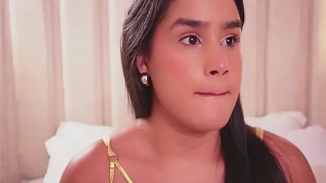 Snapshot of bonniekim_ chatting on October 15, 2025, 11:57 pm bonniekim online show from October 15, 2025, 11:57 pm