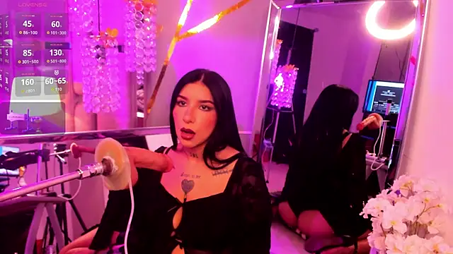 Leiaa  online show from November 23, 2025, 6:45 am