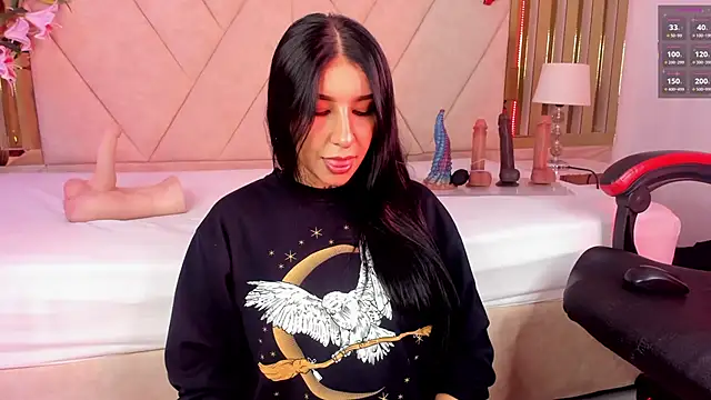 Leiaa  online show from February 12, 2026, 5:51 am