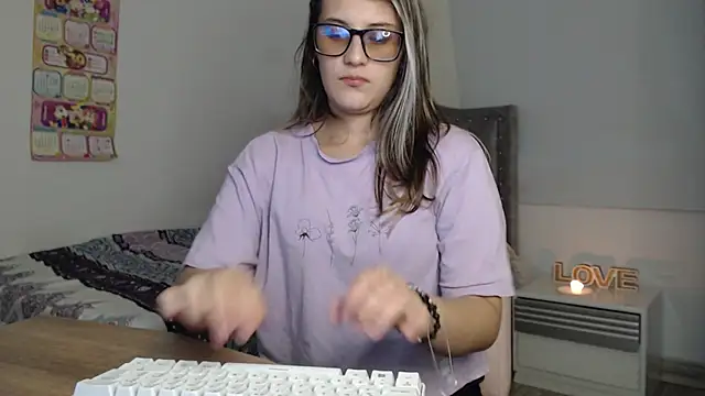 Snapshot of Giia_paiige18 chatting on March 21, 2025, 3:01 am Giia paiige18 online show from March 21, 2025, 3:01 am