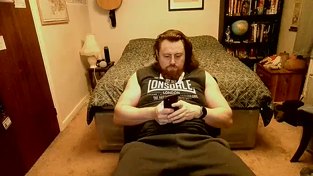 Hairy Guy30 online show from February 20, 2025, 9:20 pm