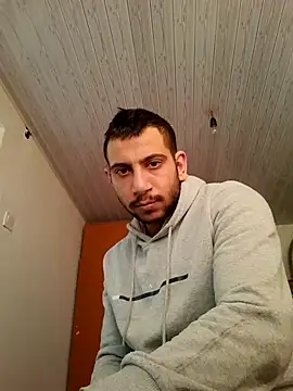 Snapshot of emea4 chatting on April 9, 2026, 11:49 am emea4 online show from April 9, 2026, 11:49 am