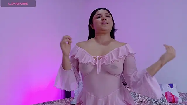 ayheleensexygirl1 online show from May 18, 2026, 8:57 pm