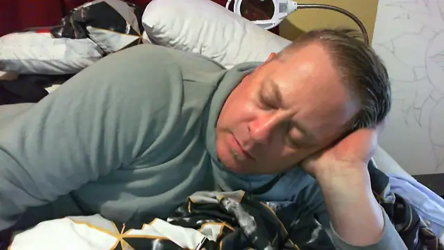 Mic Oxinner online show from October 11, 2025, 10:16 am