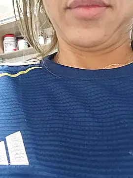 melissa 35  online show from October 20, 2025, 11:44 am