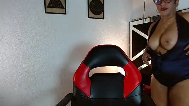 elizabeth mature23 online show from October 25, 2025, 5:13 pm