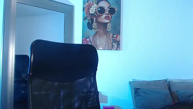 Snapshot of madisex_s chatting on February 5, 2026, 1:07 pm madisex s online show from February 5, 2026, 1:07 pm