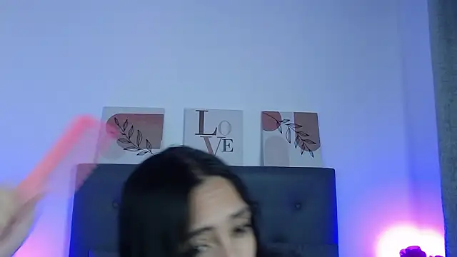 Snapshot of madisex_s chatting on February 22, 2026, 2:25 am madisex s online show from February 22, 2026, 2:25 am