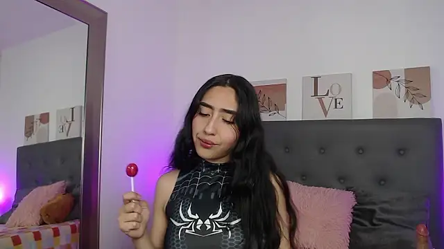 Snapshot of madisex_s chatting on March 5, 2026, 3:25 am madisex s online show from March 5, 2026, 3:25 am