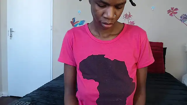 Blacktittiex02 online show from October 2, 2025, 11:35 am