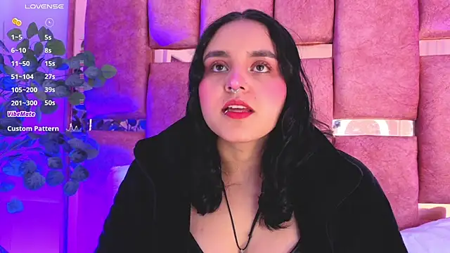  Ambar-devon  online show from November 24, 2025, 7:03 pm