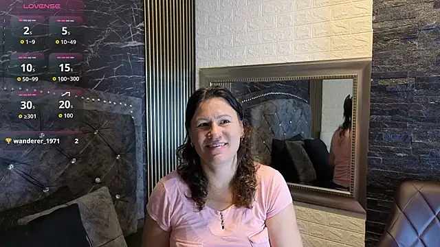 charlotte  G online show from February 19, 2026, 10:12 am