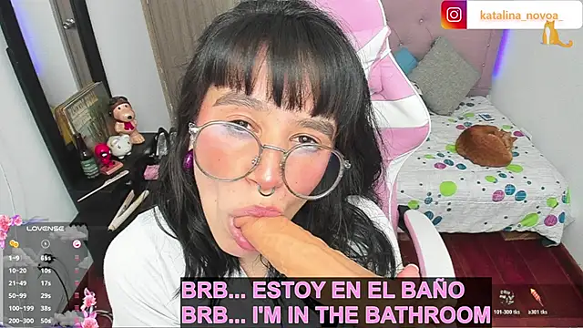 Katalina novoa online show from February 3, 2026, 6:22 am