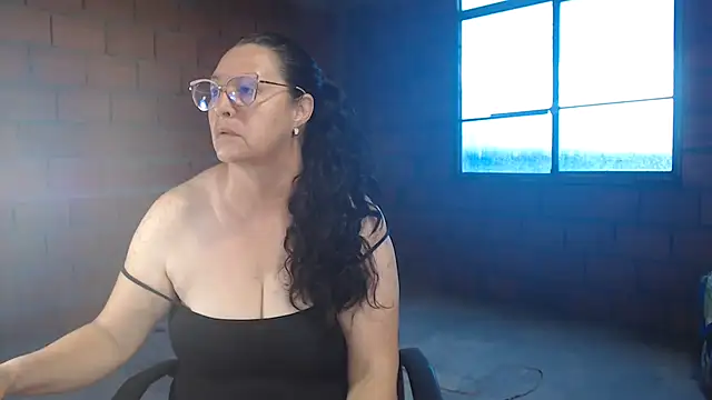 hairyglad69 online show from May 22, 2026, 11:41 am