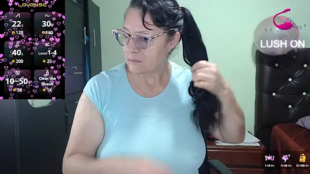Snapshot of hairyglad69 chatting on March 13, 2025, 8:11 pm hairyglad69 online show from March 13, 2025, 8:11 pm
