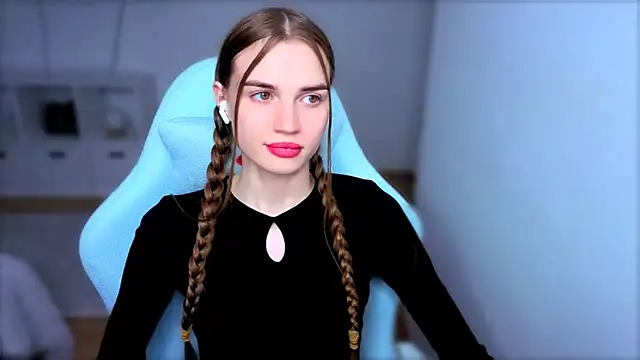 StellaLawless online show from September 20, 2025, 10:26 pm