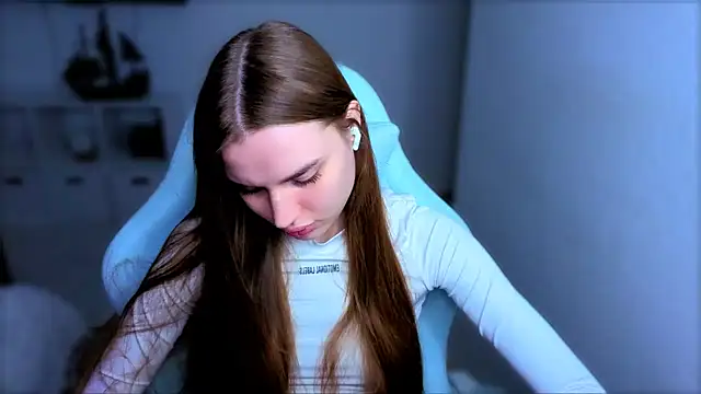 StellaLawless online show from October 29, 2025, 4:06 pm