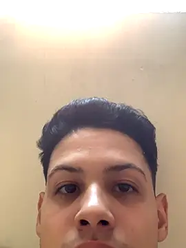 matheuszk 007 online show from November 12, 2025, 8:12 pm