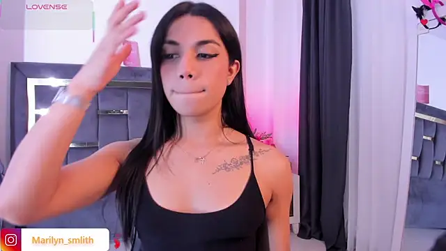 MarilynSmIith online show from December 5, 2025, 12:15 pm