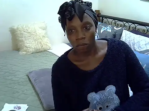 Sweet Bear online show from June 3, 2026, 5:28 pm