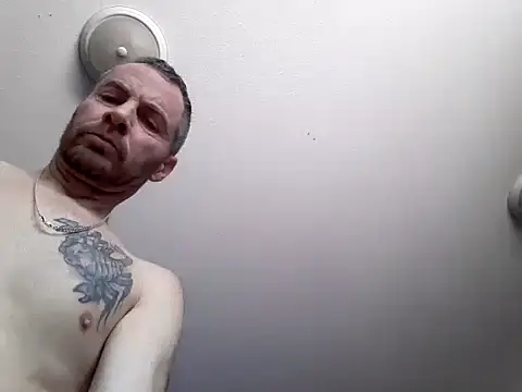 AdamM1976 online show from March 6, 2025, 1:27 am