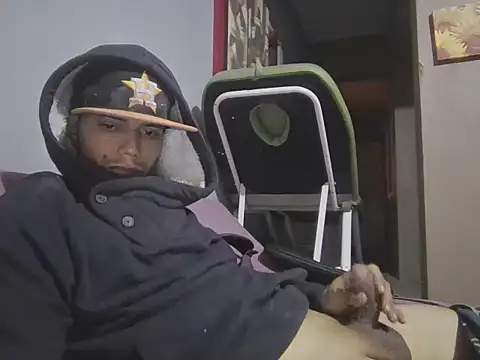 Snapshot of boxsexy25 chatting on September 30, 2025, 8:42 am boxsexy25 online show from September 30, 2025, 8:42 am