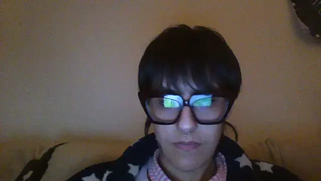 Snapshot of nickfxx chatting on June 21, 2026, 5:02 am nickfxx online show from June 21, 2026, 5:02 am