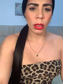 Snapshot of valecruz903 chatting on October 14, 2025, 5:35 pm valecruz903 online show from October 14, 2025, 5:35 pm