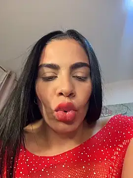 valecruz903 online show from February 15, 2026, 12:00 am