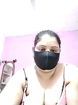 Snapshot of Ruksar-Pathan chatting on November 6, 2025, 7:18 pm Ruksar-Pathan online show from November 6, 2025, 7:18 pm